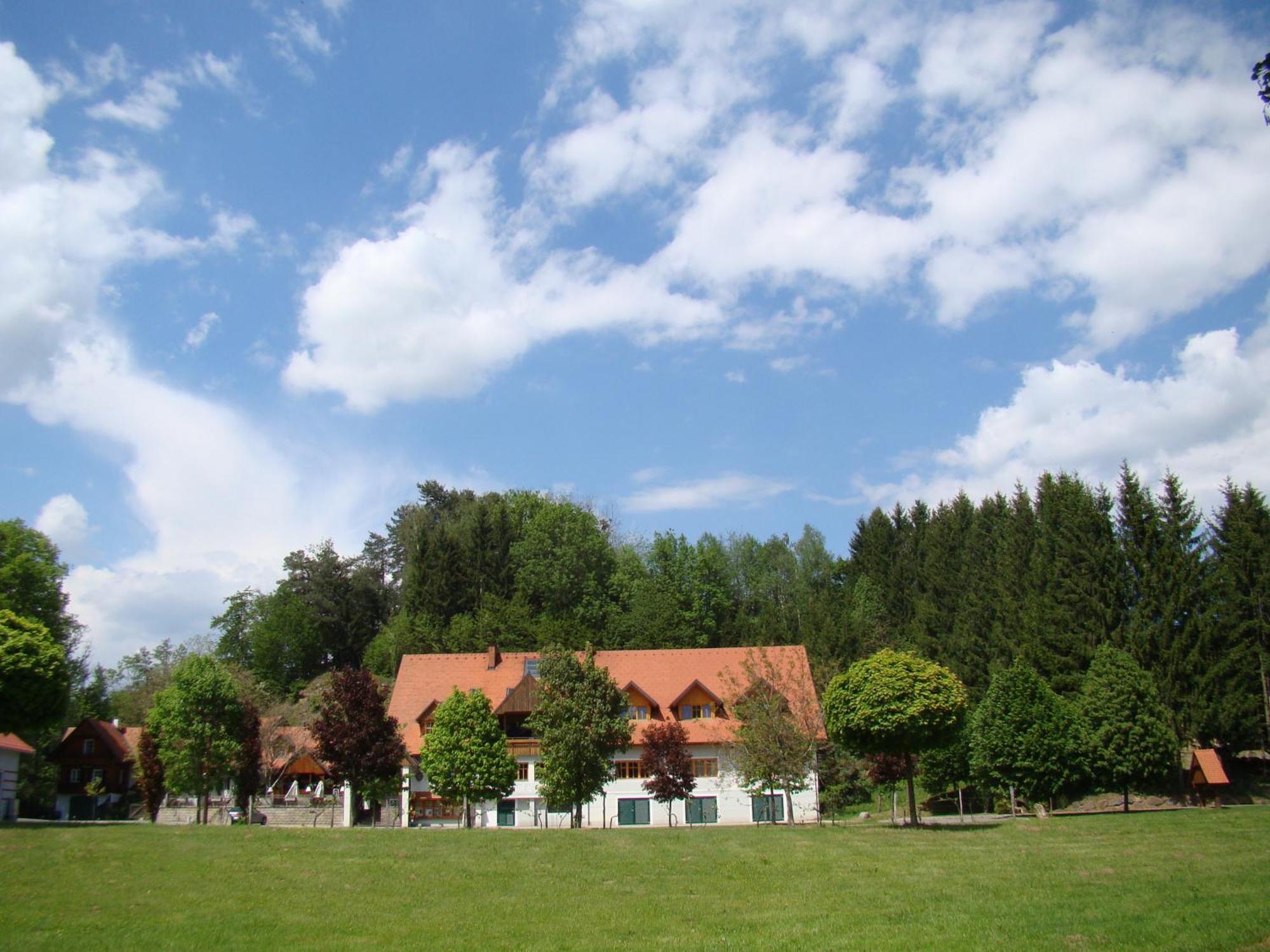 Gasthof Stegweber Hotel Schwanberg Exterior photo