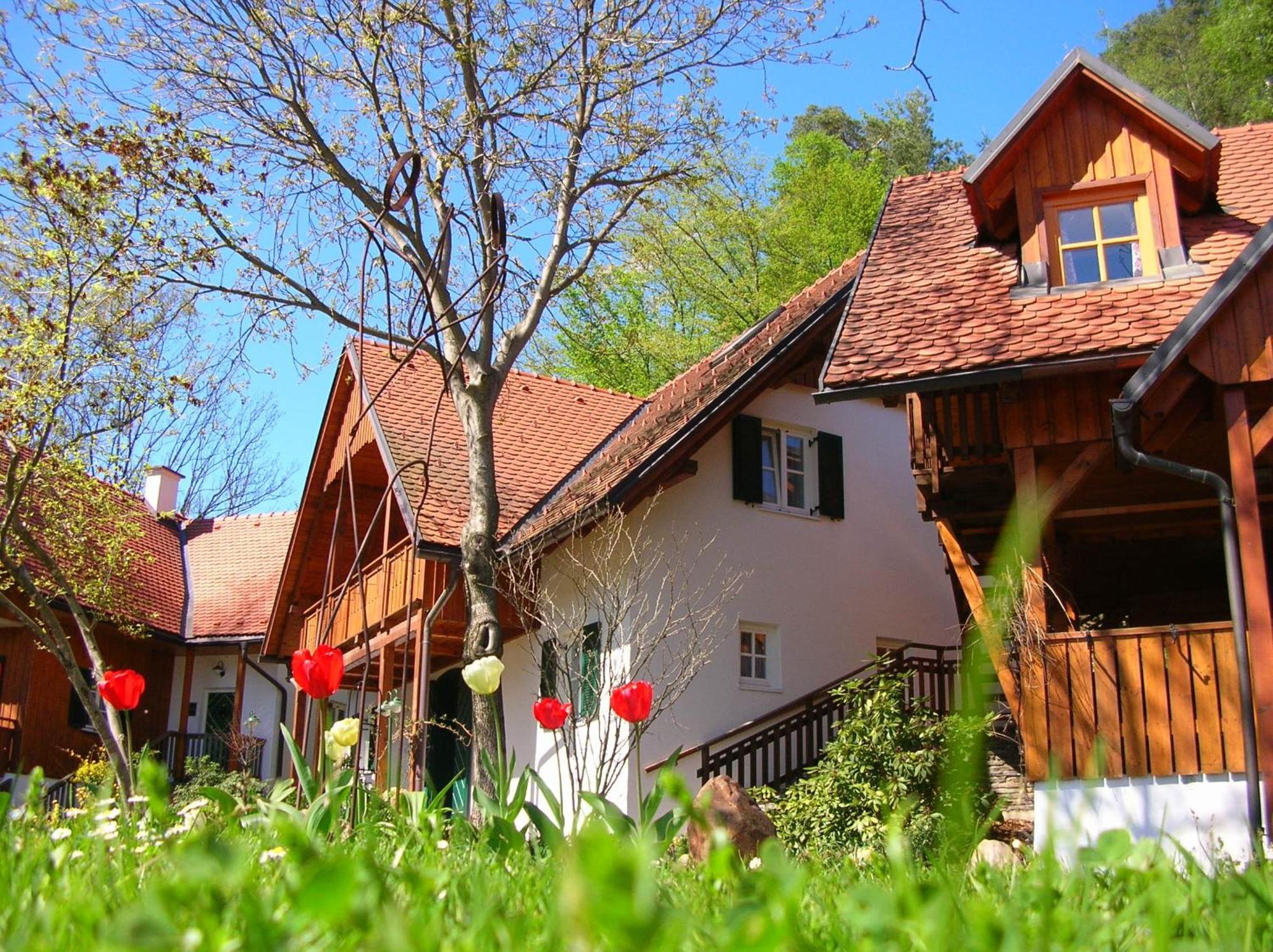 Gasthof Stegweber Hotel Schwanberg Exterior photo